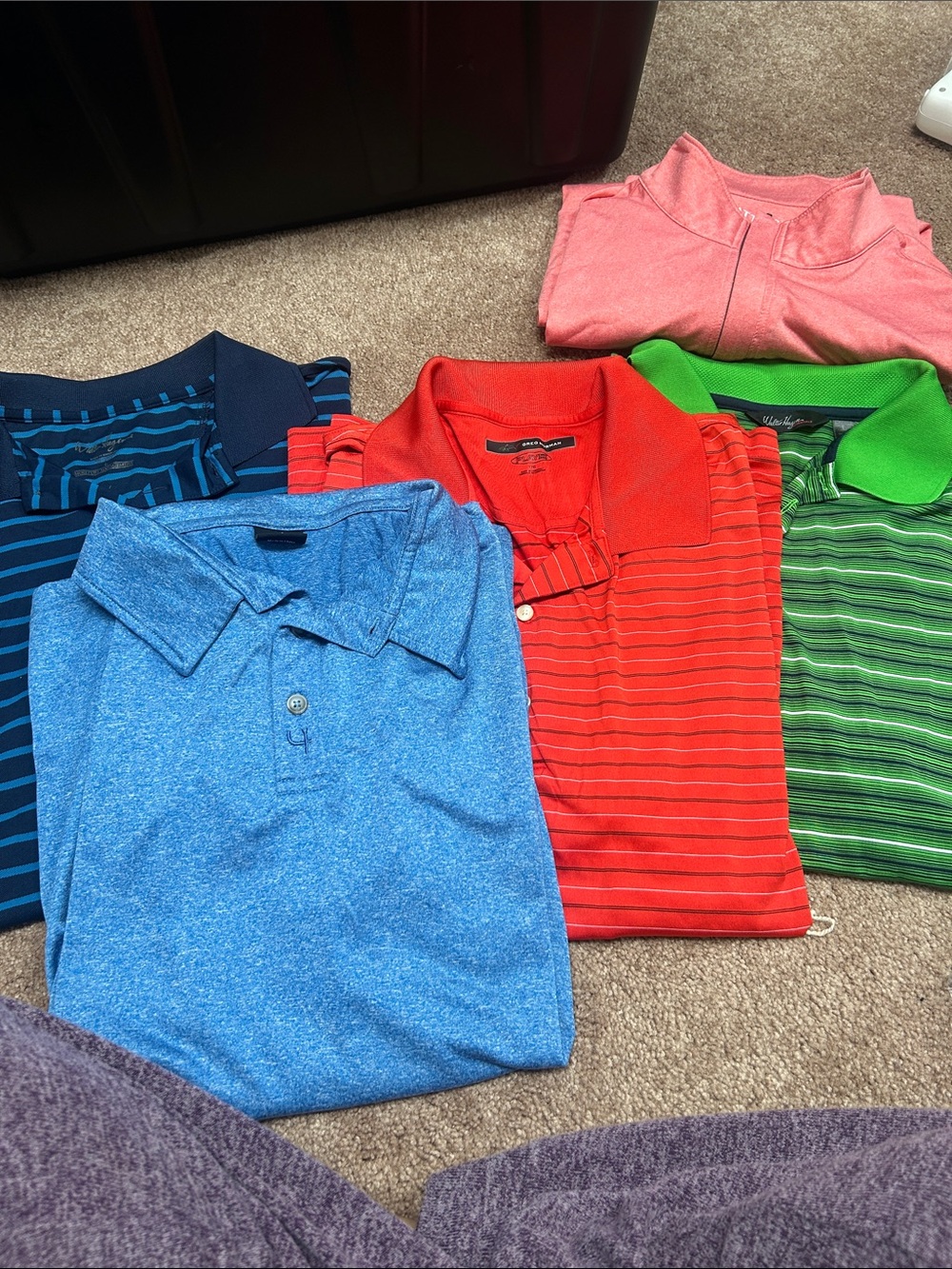 Five Golf Polos -
Greg Norman, Short Par, Walter Hagen, Matte Grey bin f - lot 1